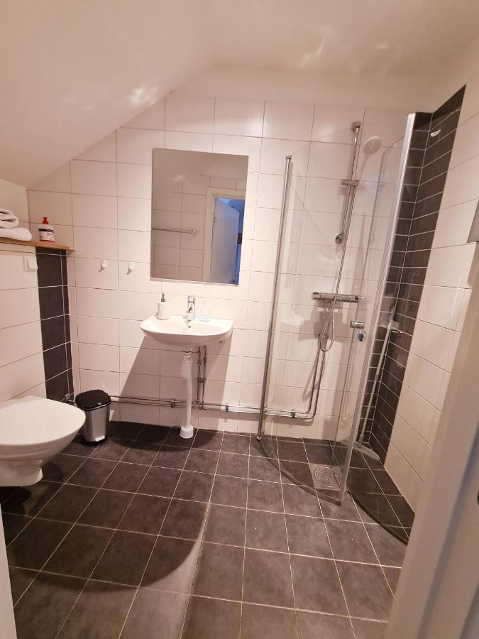 Roeda Magasinet Hotel Mariefred Luaran gambar