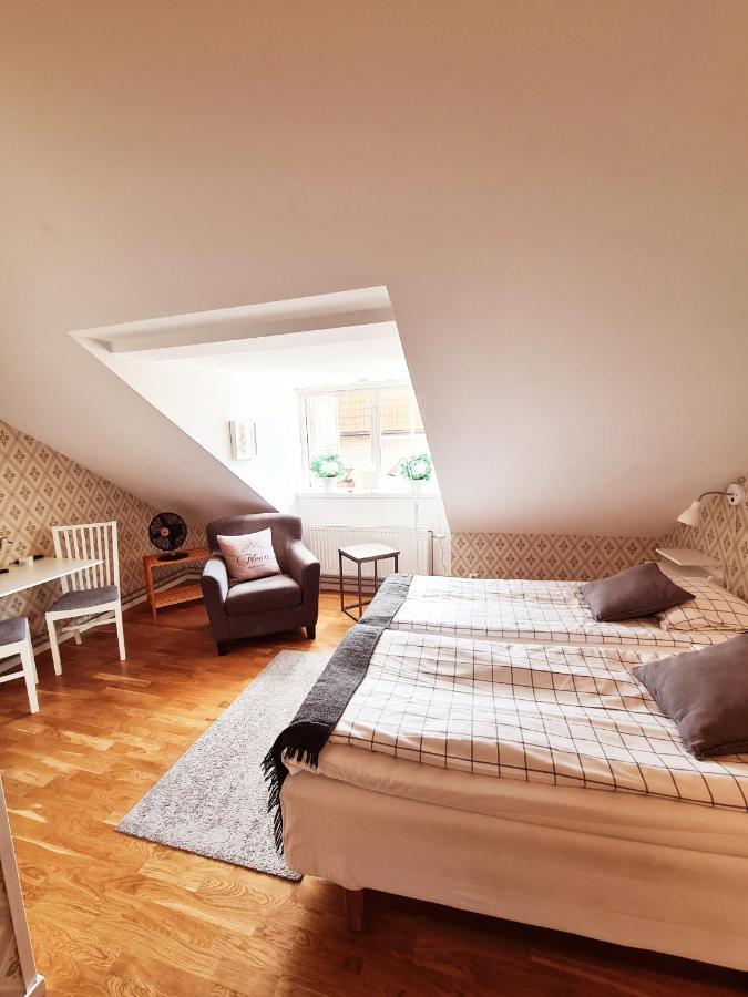 Roeda Magasinet Hotel Mariefred Luaran gambar
