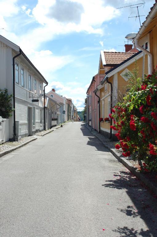 Roeda Magasinet Hotel Mariefred Luaran gambar